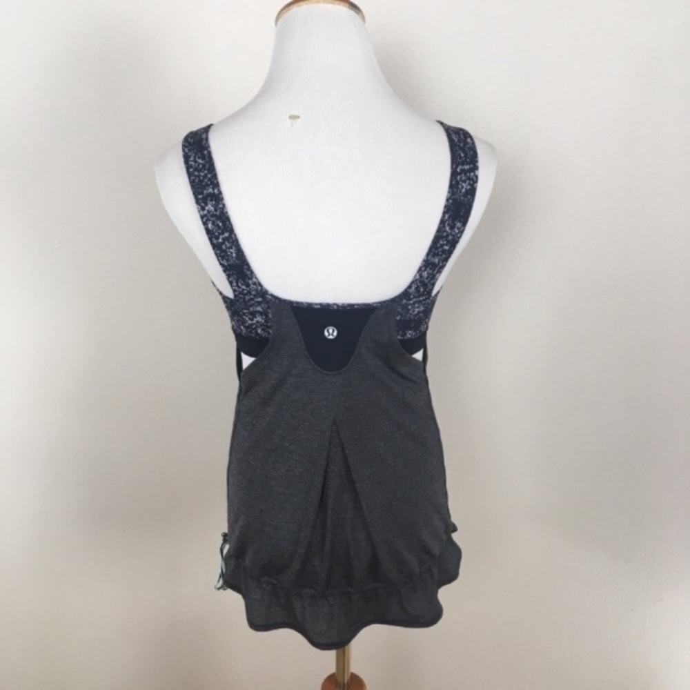 Lululemon‎ Run Times Tank Top Black Gray Layered Yoga Run Women’s Size 4 - Picture 4 of 5
